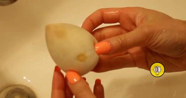 beauty blender cleaning hack