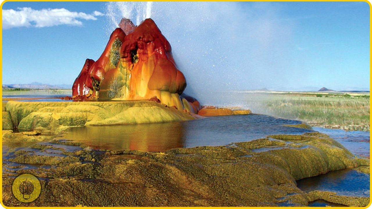 Fly Geyser, magical places in the world Nevada