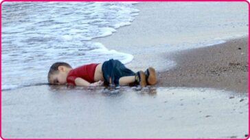 iconic photos Alan Kurdi Washed Up on The Shore