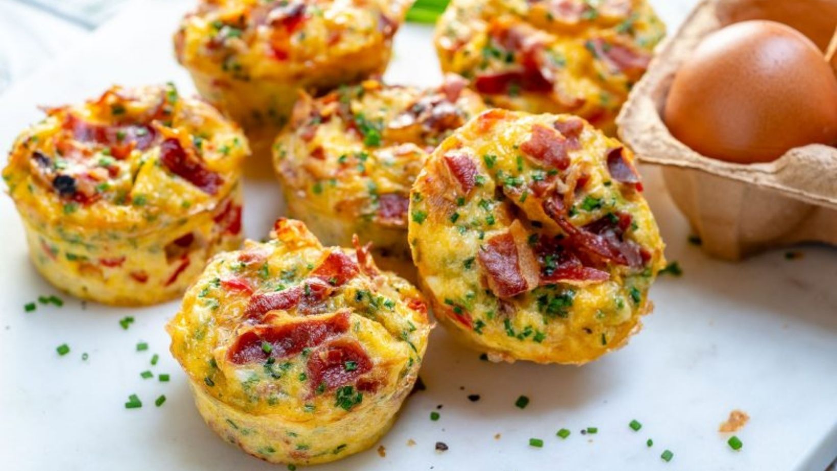 Egg muffins with ham and vegetables
